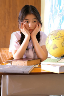 欧美特黄BBBBBBBCD码嗯